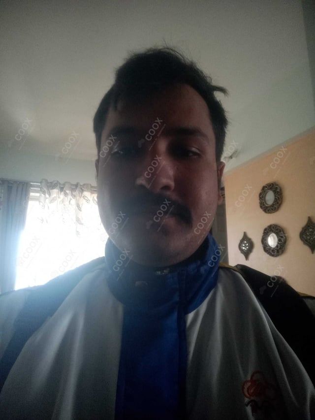 Chef from COOX at bookings. Professional cooks chefs at home