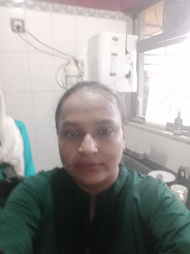 Chef from COOX at bookings. Professional cooks chefs at home