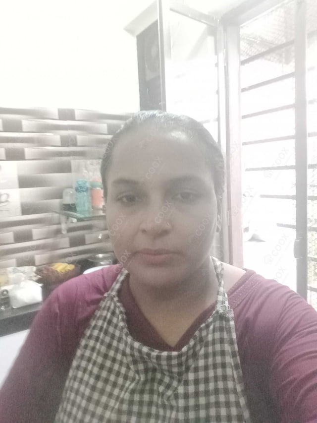 Chef from COOX at bookings. Professional cooks chefs at home