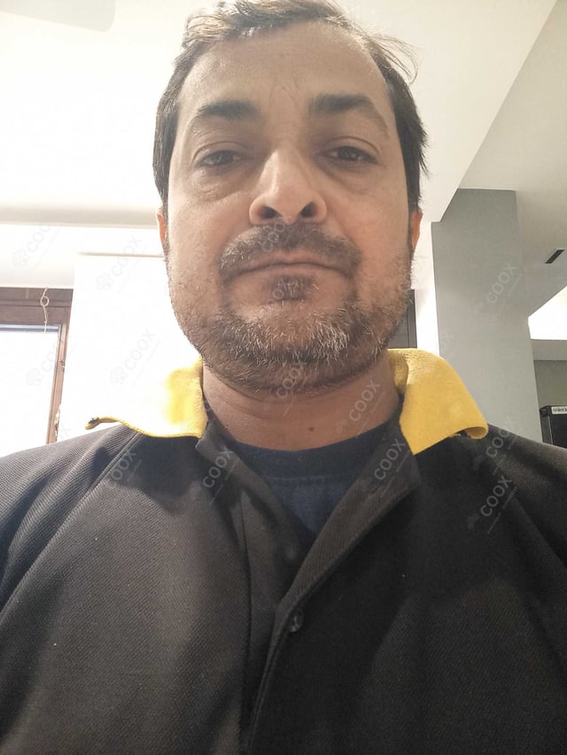 Chef from COOX at bookings. Professional cooks chefs at home