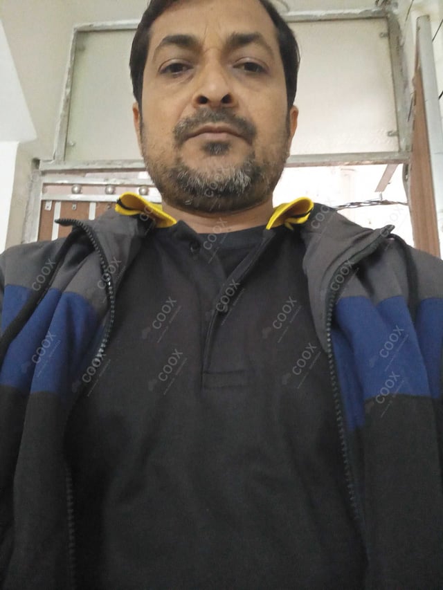 Chef from COOX at bookings. Professional cooks chefs at home