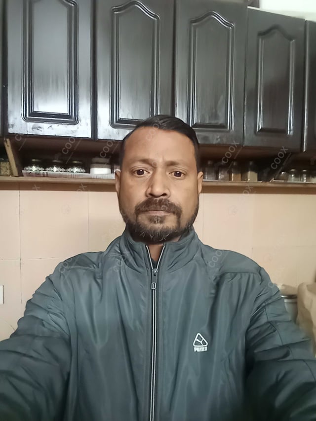 Chef from COOX at bookings. Professional cooks chefs at home