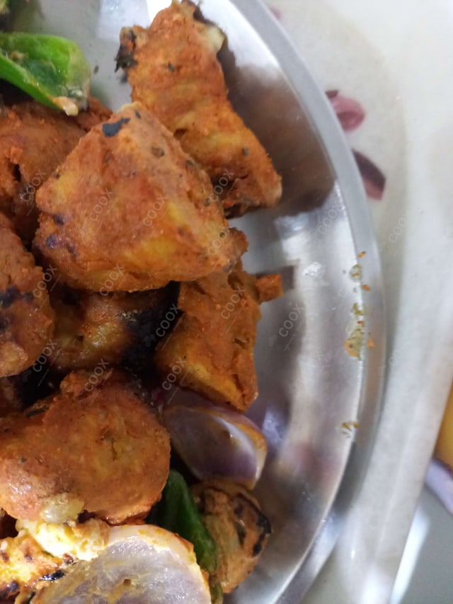 Tasty Mushroom Tikka cooked by COOX chefs cooks during occasions parties events at home