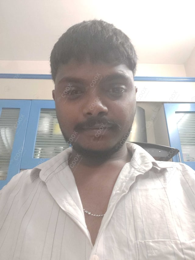 Chef from COOX at bookings. Professional cooks chefs at home