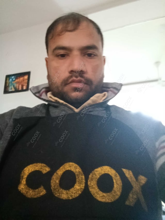 Chef from COOX at bookings. Professional cooks chefs at home