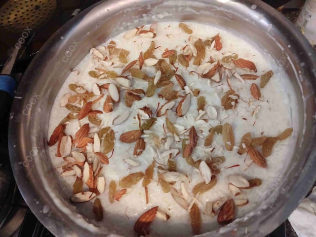 Tasty Gajar ka Halwa cooked by COOX chefs cooks during occasions parties events at home