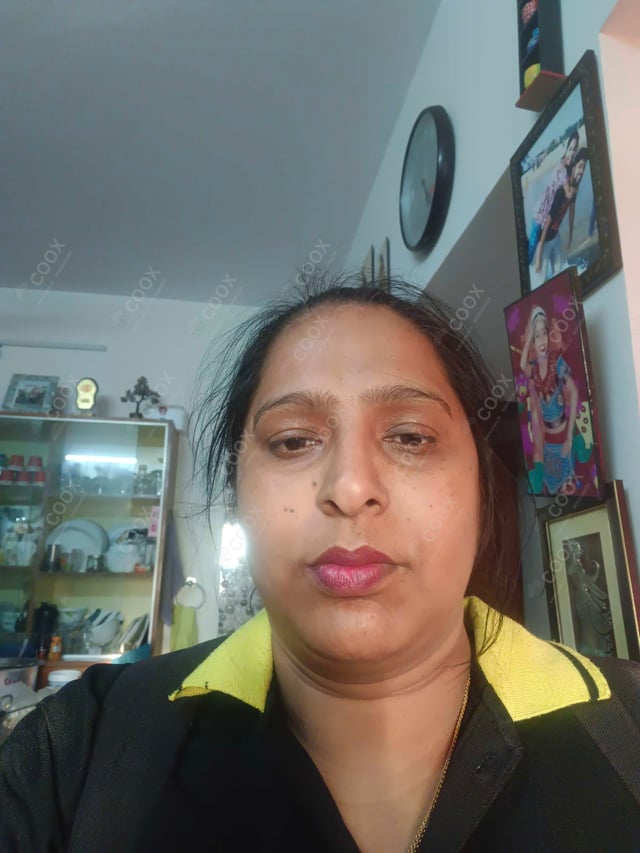 Chef from COOX at bookings. Professional cooks chefs at home