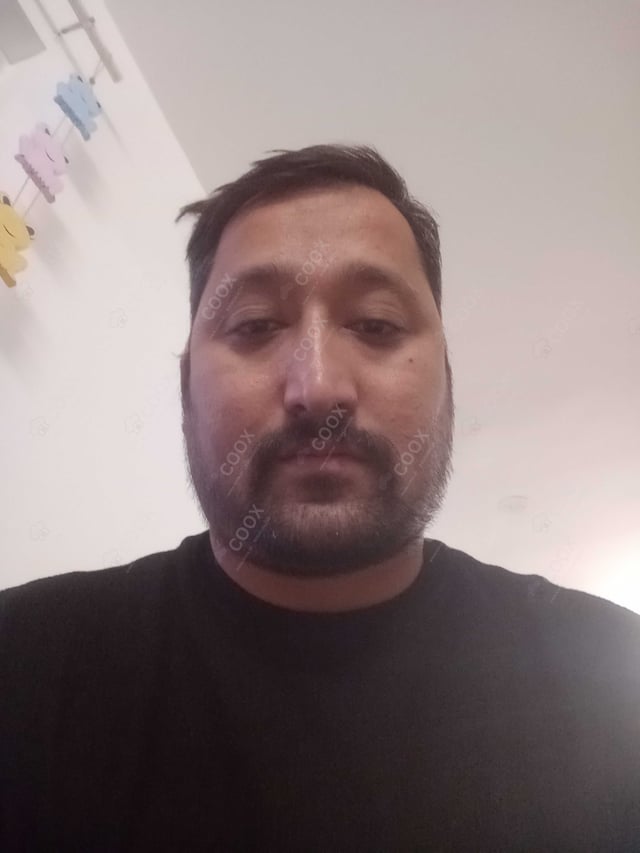 Chef from COOX at bookings. Professional cooks chefs at home