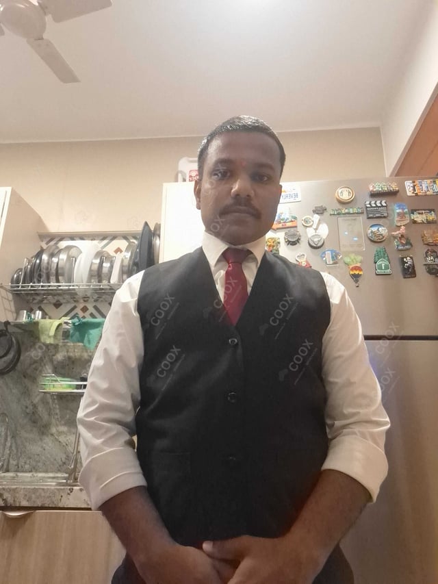 Chef from COOX at bookings. Professional cooks chefs at home