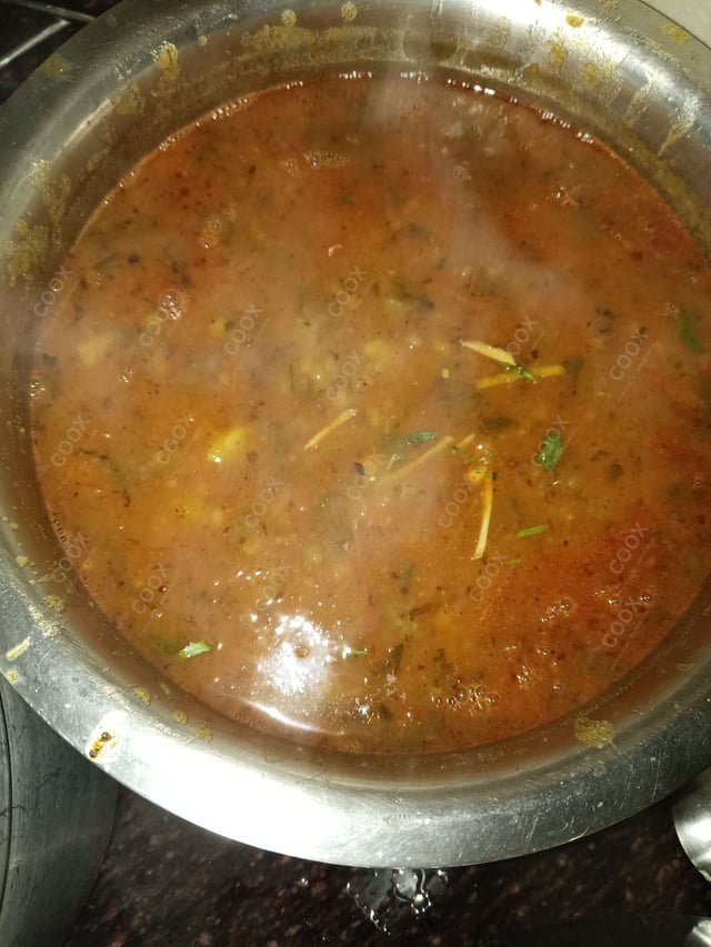 Tasty Aloo Gravy cooked by COOX chefs cooks during occasions parties events at home