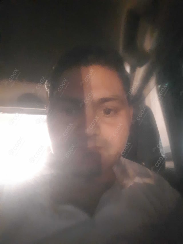 Chef from COOX at bookings. Professional cooks chefs at home