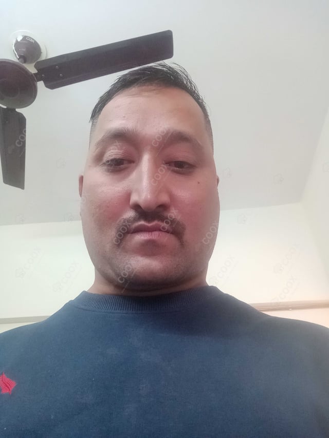 Chef from COOX at bookings. Professional cooks chefs at home