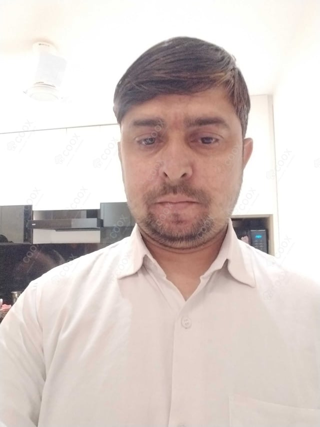 Chef from COOX at bookings. Professional cooks chefs at home