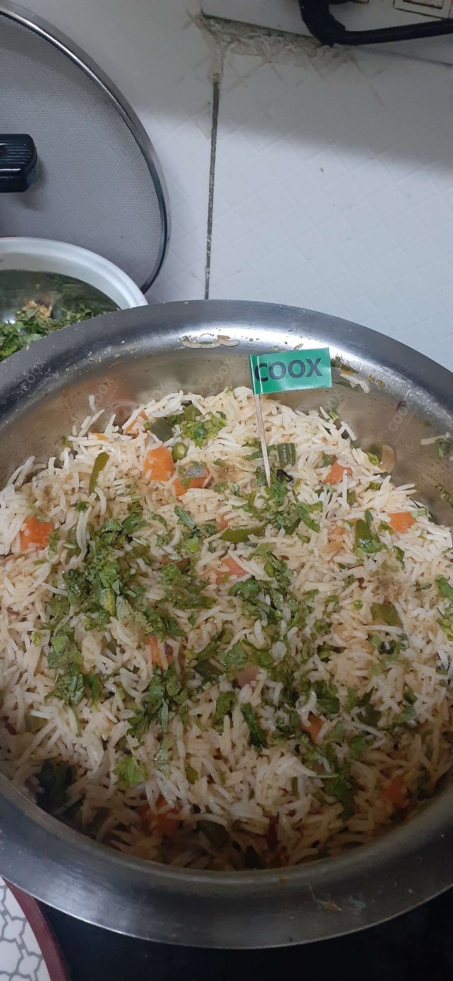 Tasty Veg Fried Rice cooked by COOX chefs cooks during occasions parties events at home
