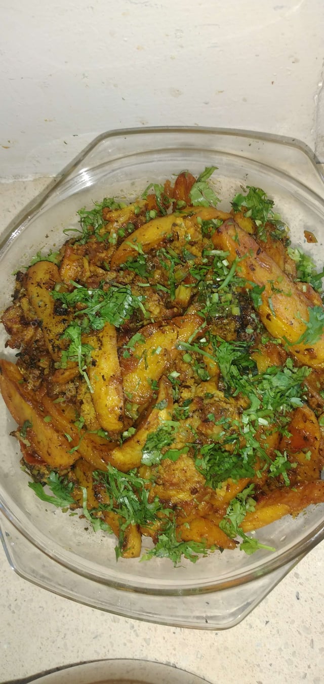 Tasty Aloo Gobhi cooked by COOX chefs cooks during occasions parties events at home