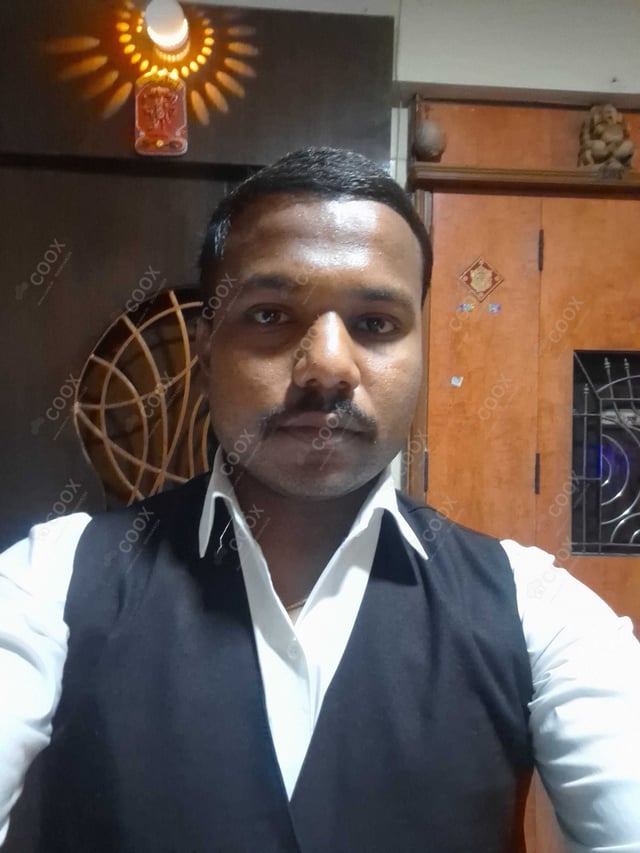 Chef from COOX at bookings. Professional cooks chefs at home