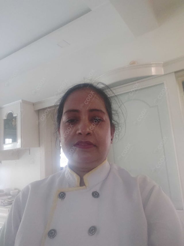 Chef from COOX at bookings. Professional cooks chefs at home