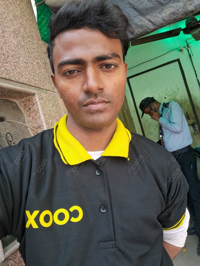 Chef from COOX at bookings. Professional cooks chefs at home