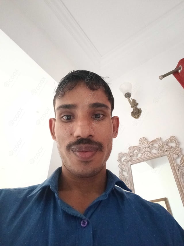 Chef from COOX at bookings. Professional cooks chefs at home