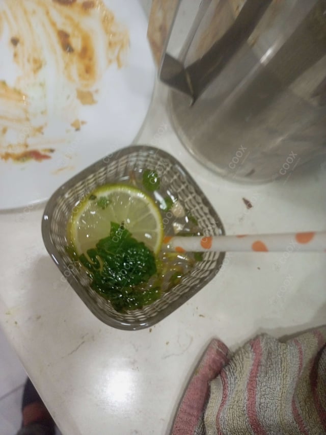 Delicious Virgin Mojito prepared by COOX