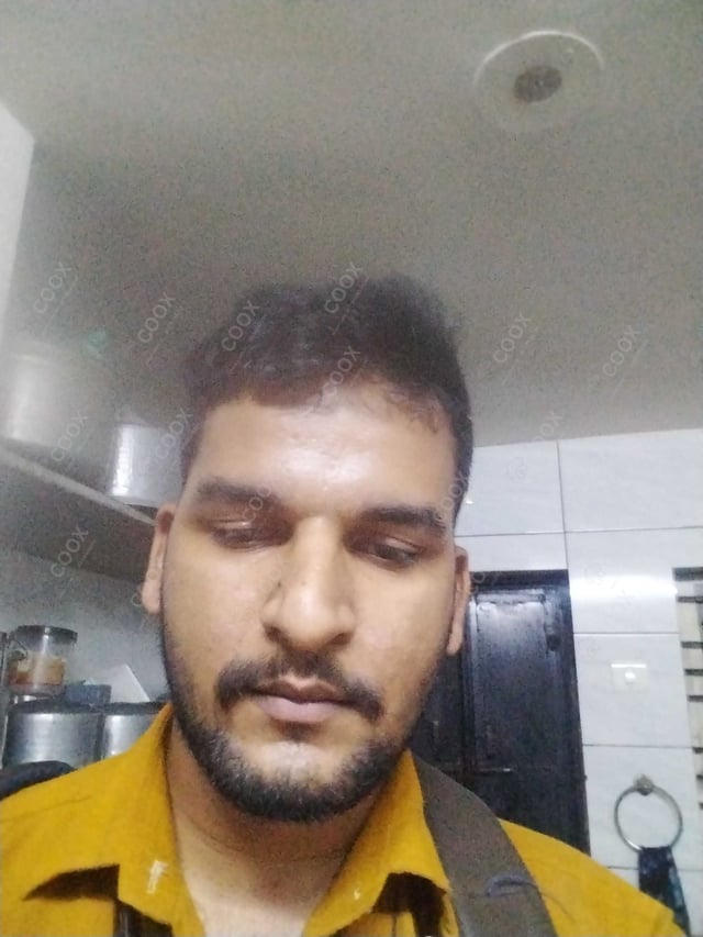 Chef from COOX at bookings. Professional cooks chefs at home