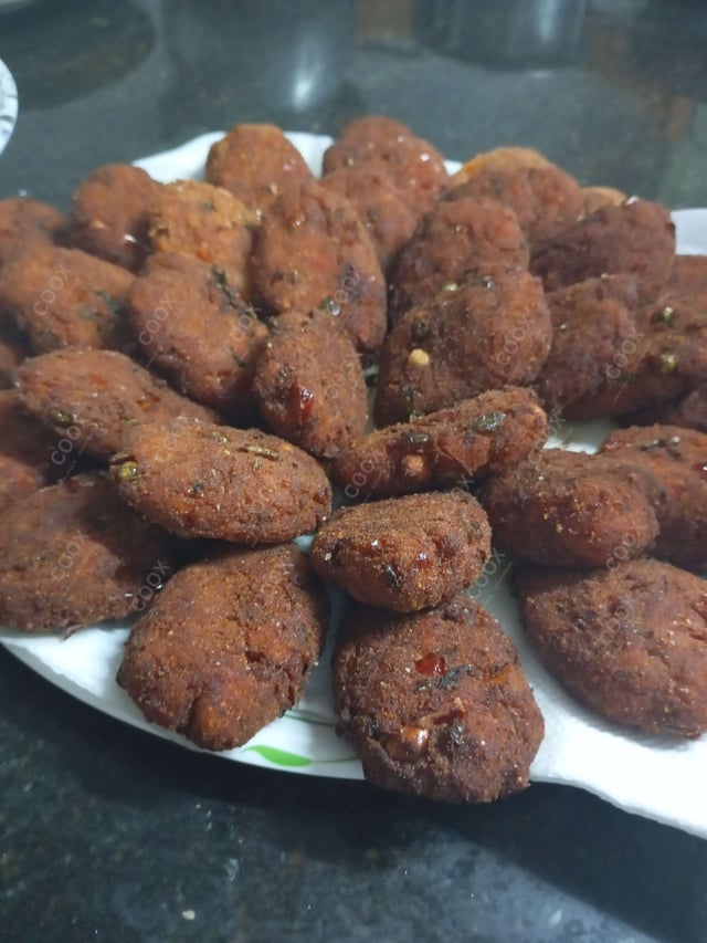 Delicious Veg Cutlets prepared by COOX