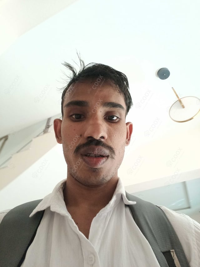 Chef from COOX at bookings. Professional cooks chefs at home