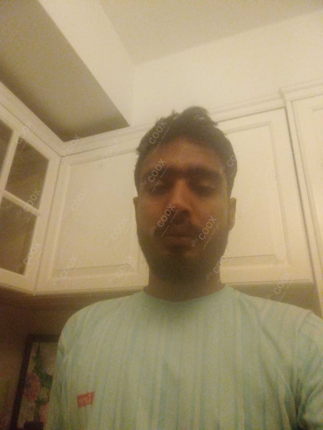 Chef from COOX at bookings. Professional cooks chefs at home