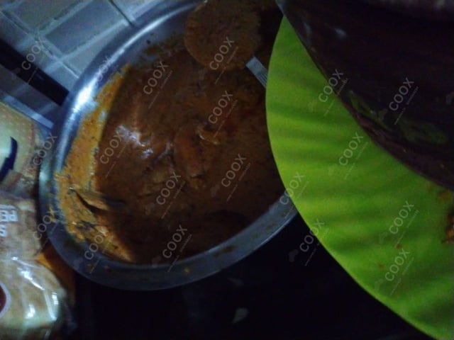 Tasty Butter Chicken cooked by COOX chefs cooks during occasions parties events at home