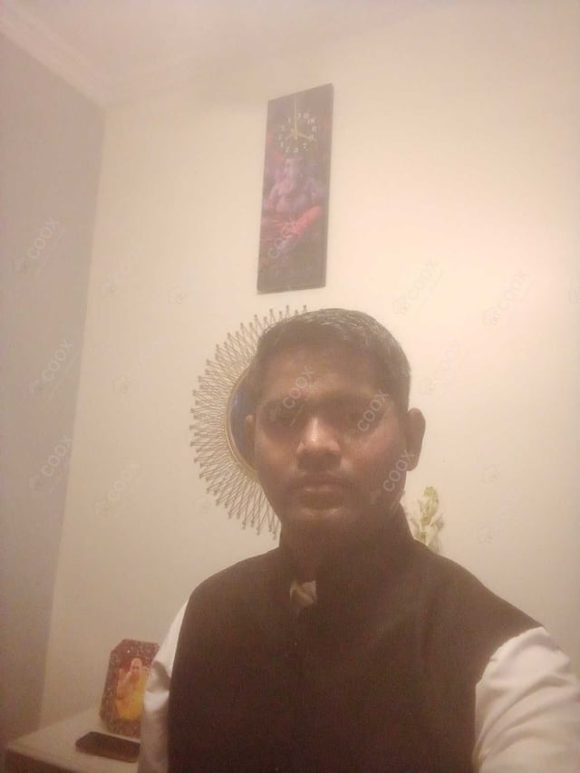 Chef from COOX at bookings. Professional cooks chefs at home