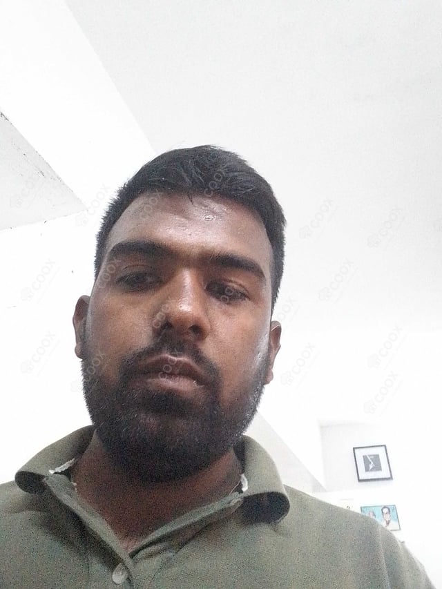 Chef from COOX at bookings. Professional cooks chefs at home