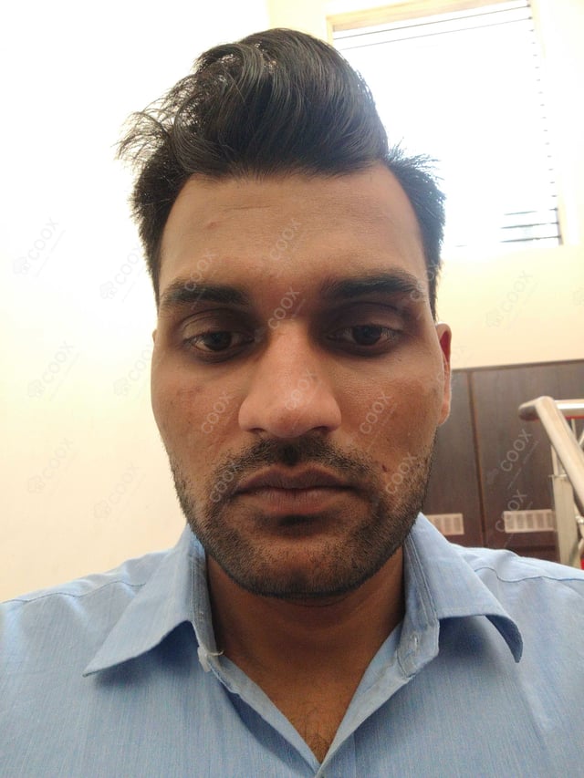 Chef from COOX at bookings. Professional cooks chefs at home