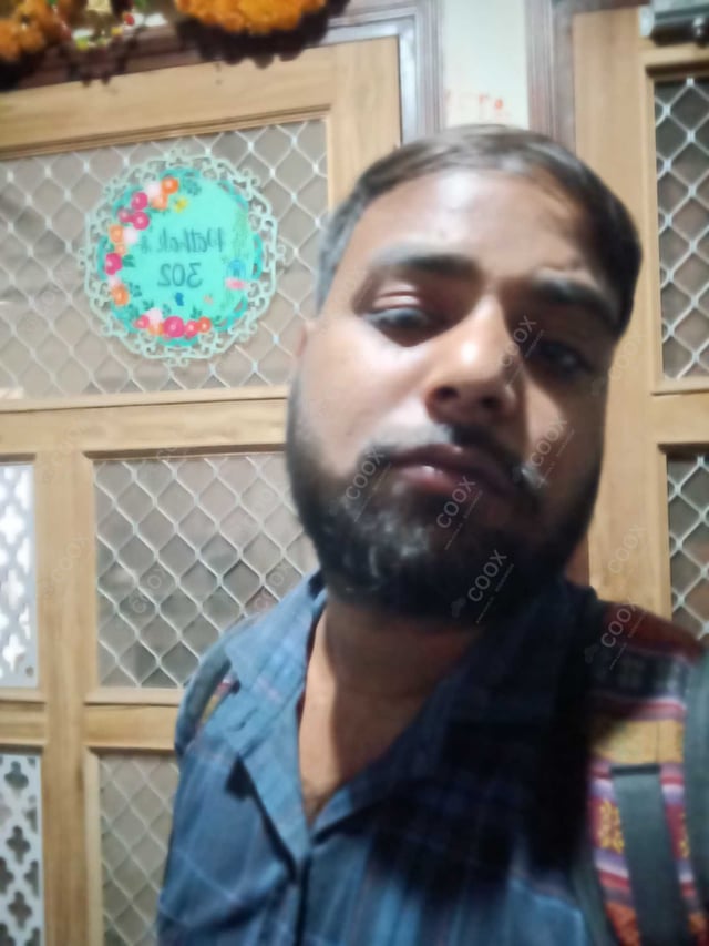 Chef from COOX at bookings. Professional cooks chefs at home