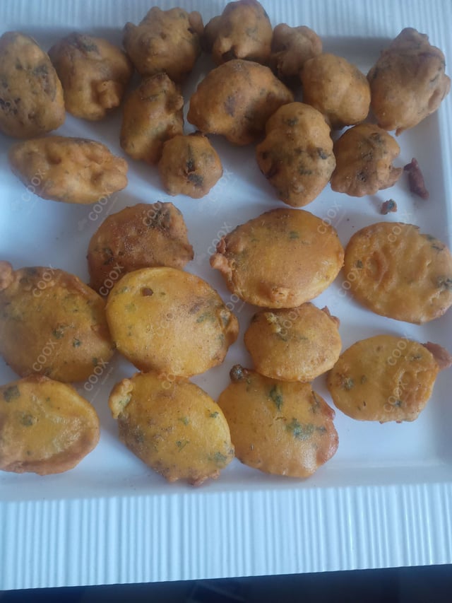 Delicious Mix Pakode prepared by COOX
