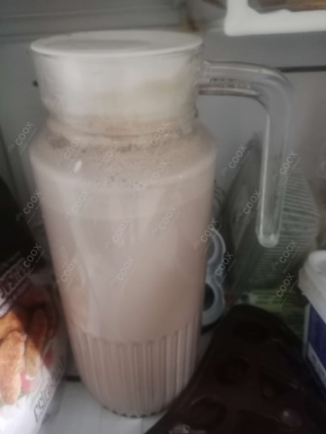 Tasty Chocolate Milkshake cooked by COOX chefs cooks during occasions parties events at home