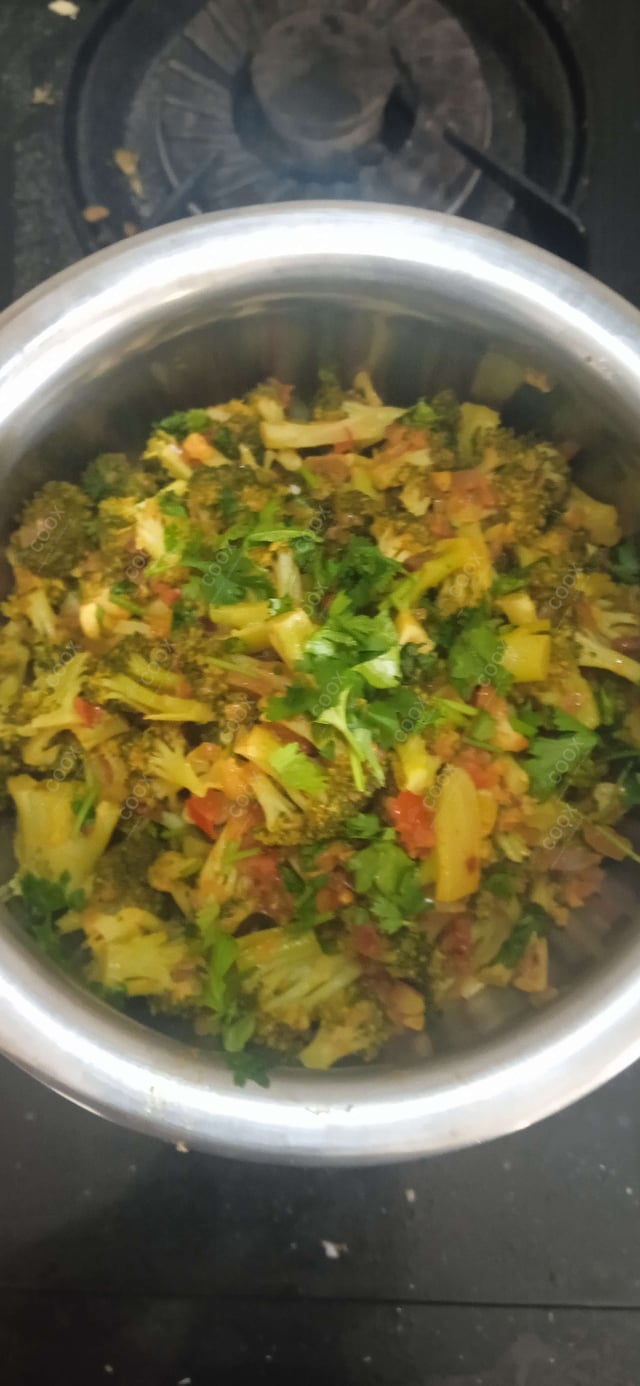 Delicious Masala Broccoli prepared by COOX