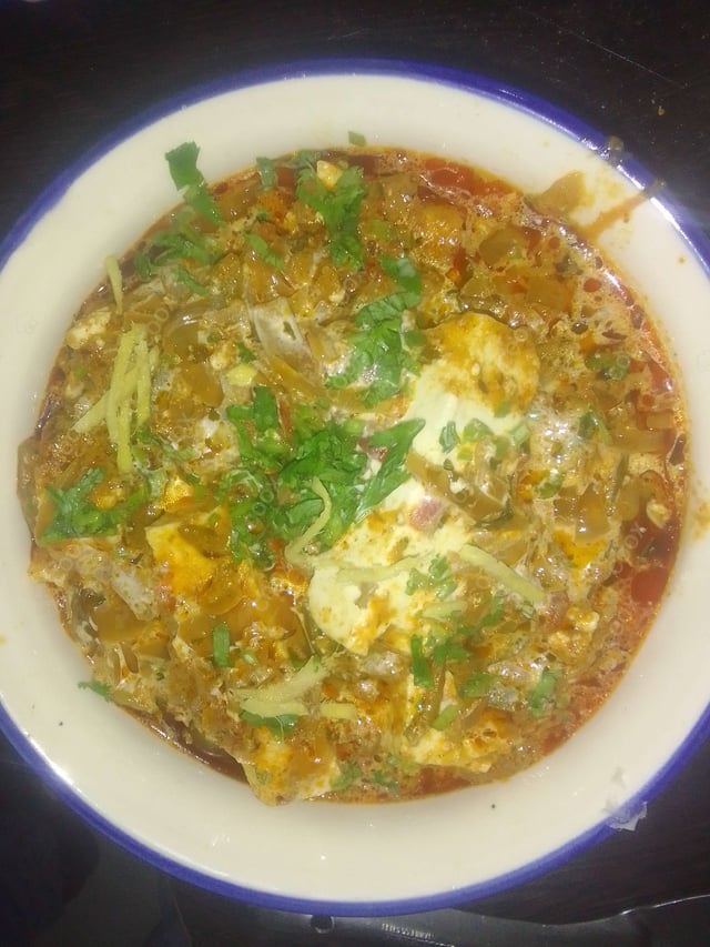 Delicious Kadhai Paneer prepared by COOX