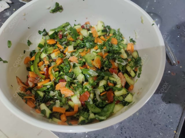 Delicious Garden Fresh Salad prepared by COOX