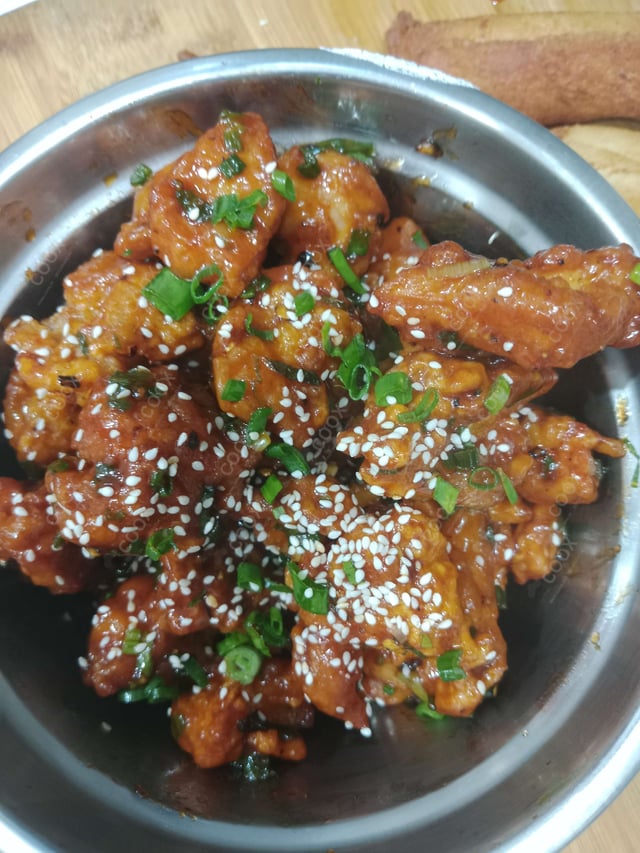 Tasty Crispy Honey Chicken cooked by COOX chefs cooks during occasions parties events at home