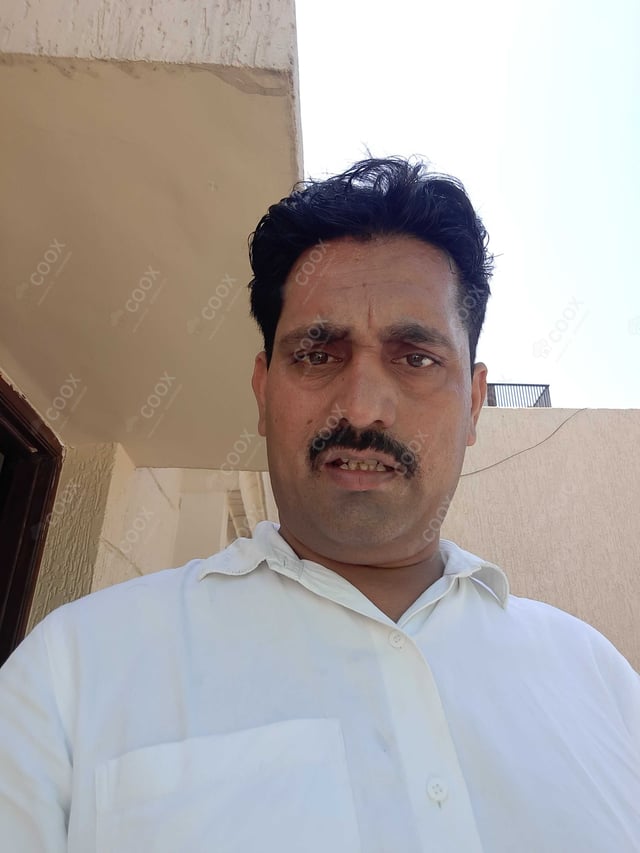 Chef from COOX at bookings. Professional cooks chefs at home