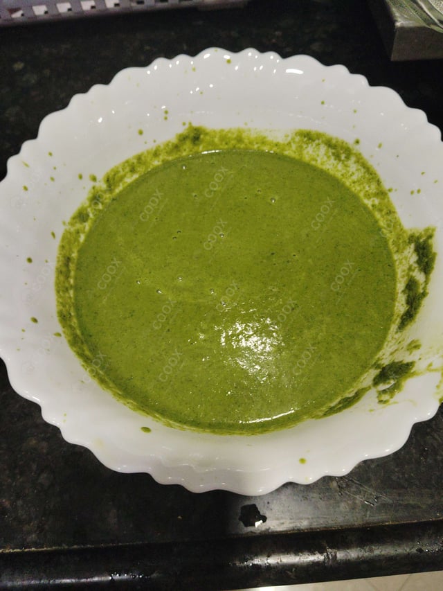 Delicious Green Chutney prepared by COOX