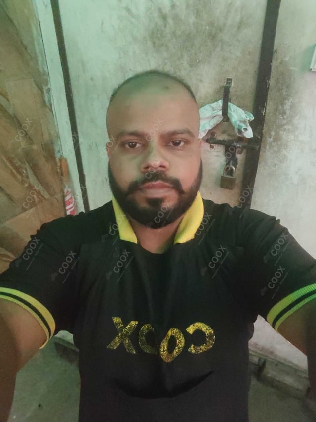 Chef from COOX at bookings. Professional cooks chefs at home