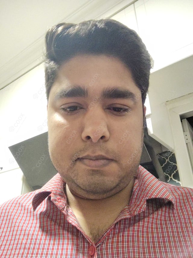 Chef from COOX at bookings. Professional cooks chefs at home