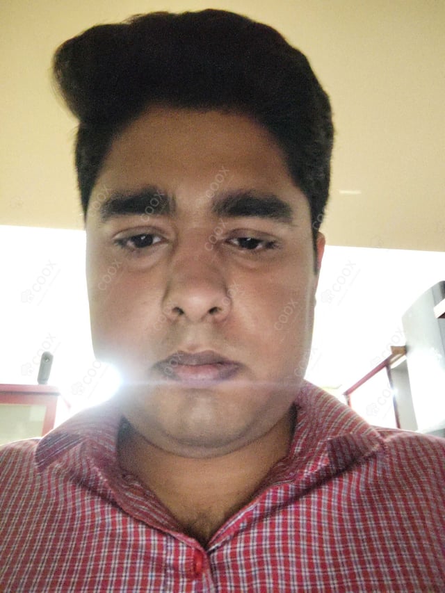 Chef from COOX at bookings. Professional cooks chefs at home