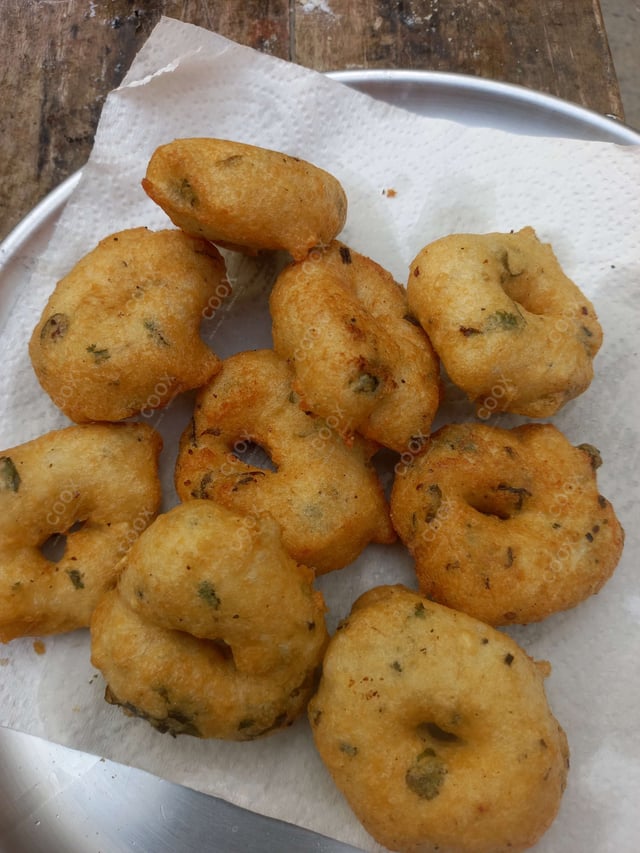 Delicious Medu Vada prepared by COOX