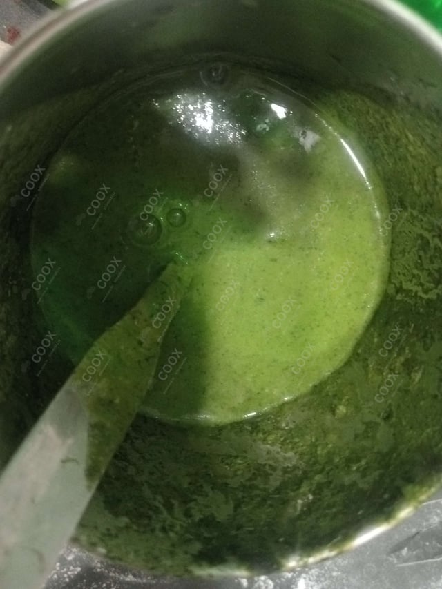 Delicious Green Chutney prepared by COOX