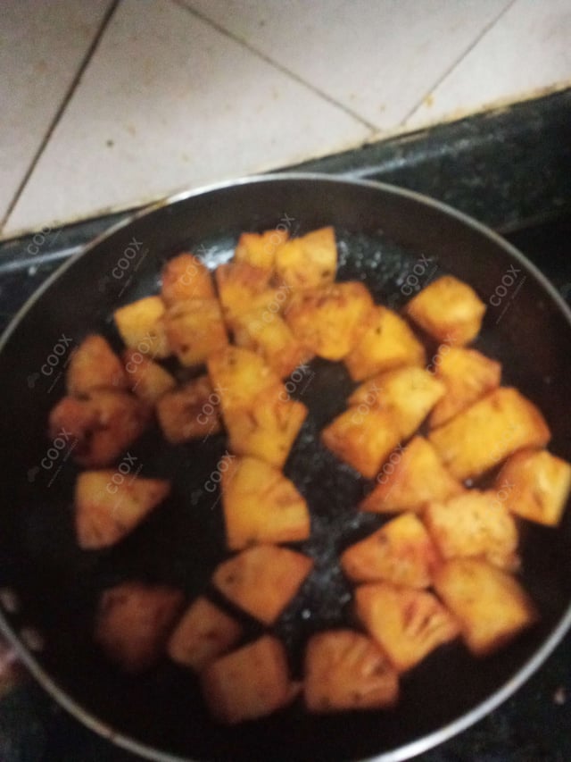 Delicious Pan Fried Pineapple prepared by COOX