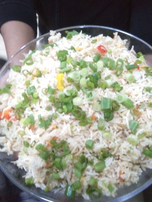 Delicious Veg Fried Rice prepared by COOX