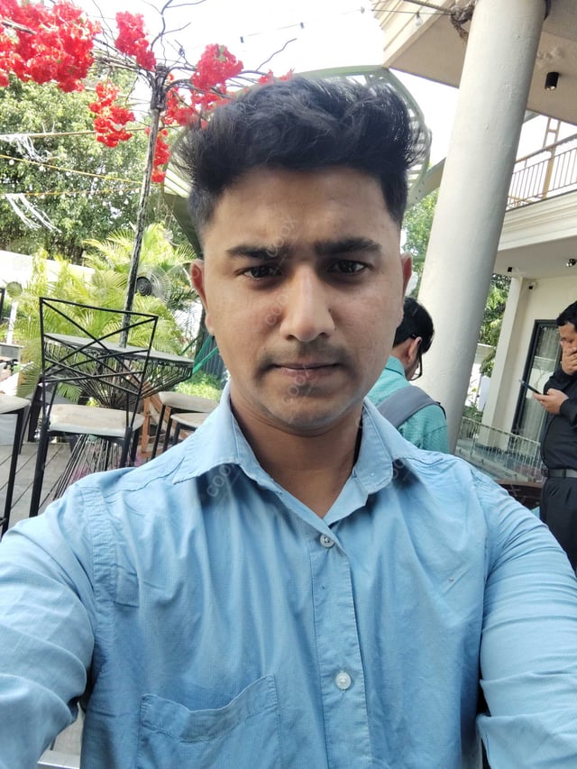 Chef from COOX at bookings. Professional cooks chefs at home