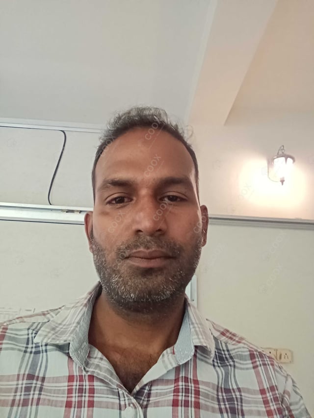 Chef from COOX at bookings. Professional cooks chefs at home